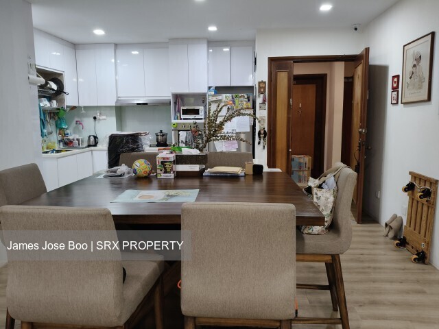 High Oak Condominium (D21), Condominium #597120151